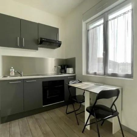 Charming Studio Of 25m Located In Aytre! *